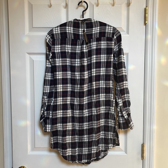 Love the classic small navy and white striped final lease up new with tags - Picture 4 of 5